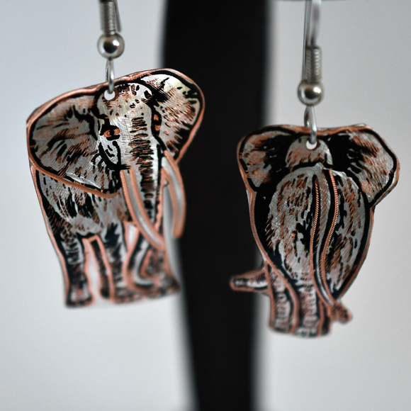 Unknown Jewelry - Coming & Going Elephant Earrings